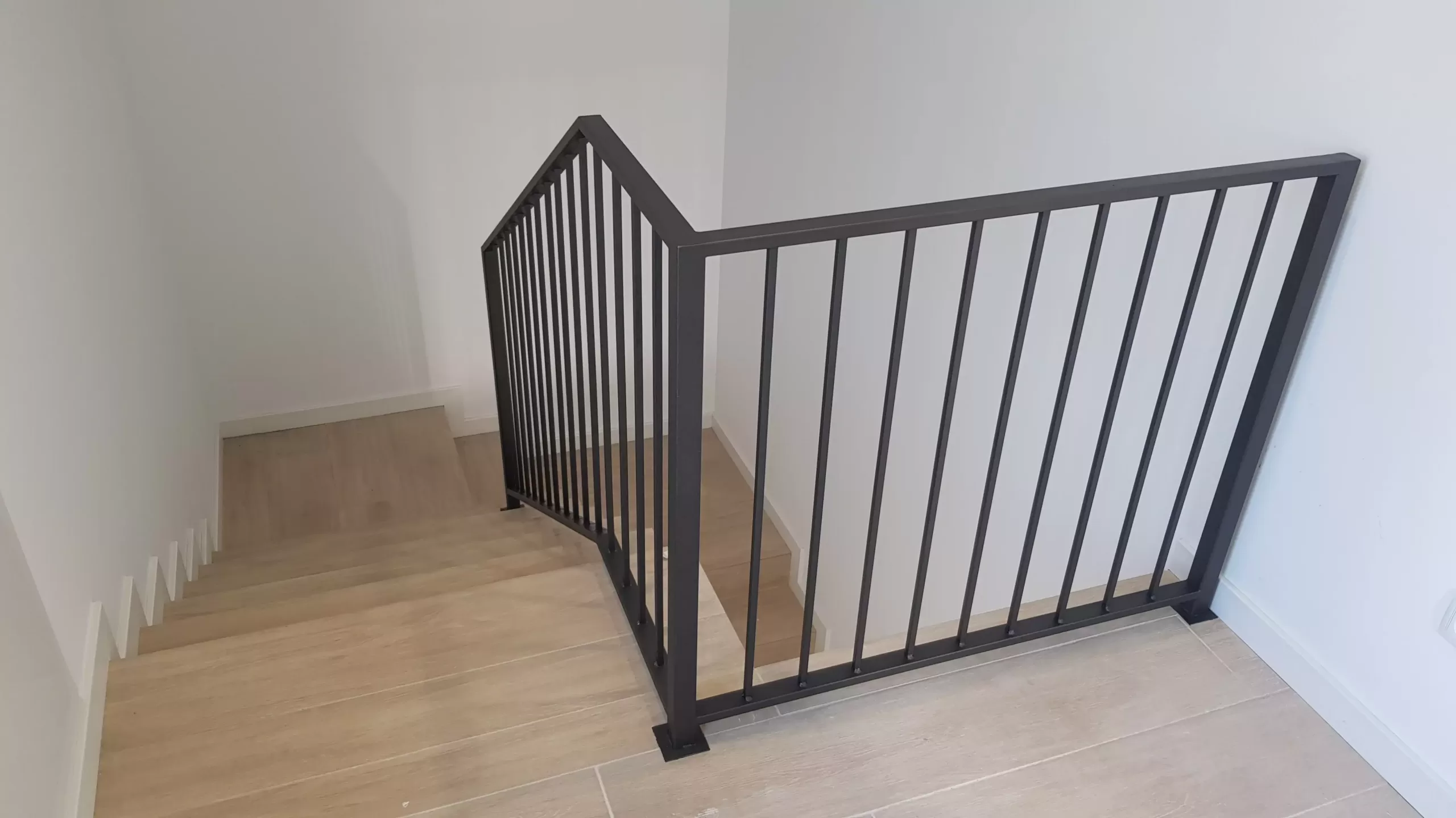 Pintar barandillas Pamplona